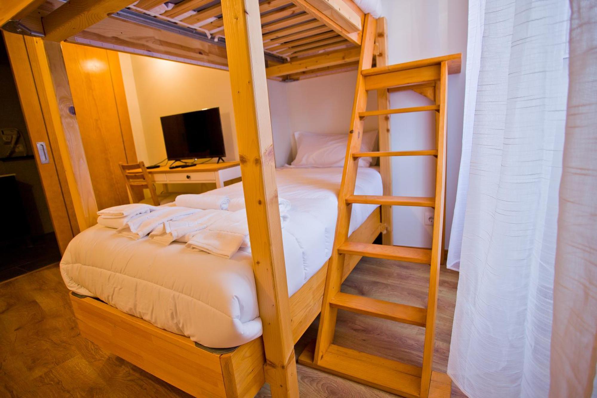 Guest House 10 De Agosto ฟิเกราดาฟอซ ภายนอก รูปภาพ
